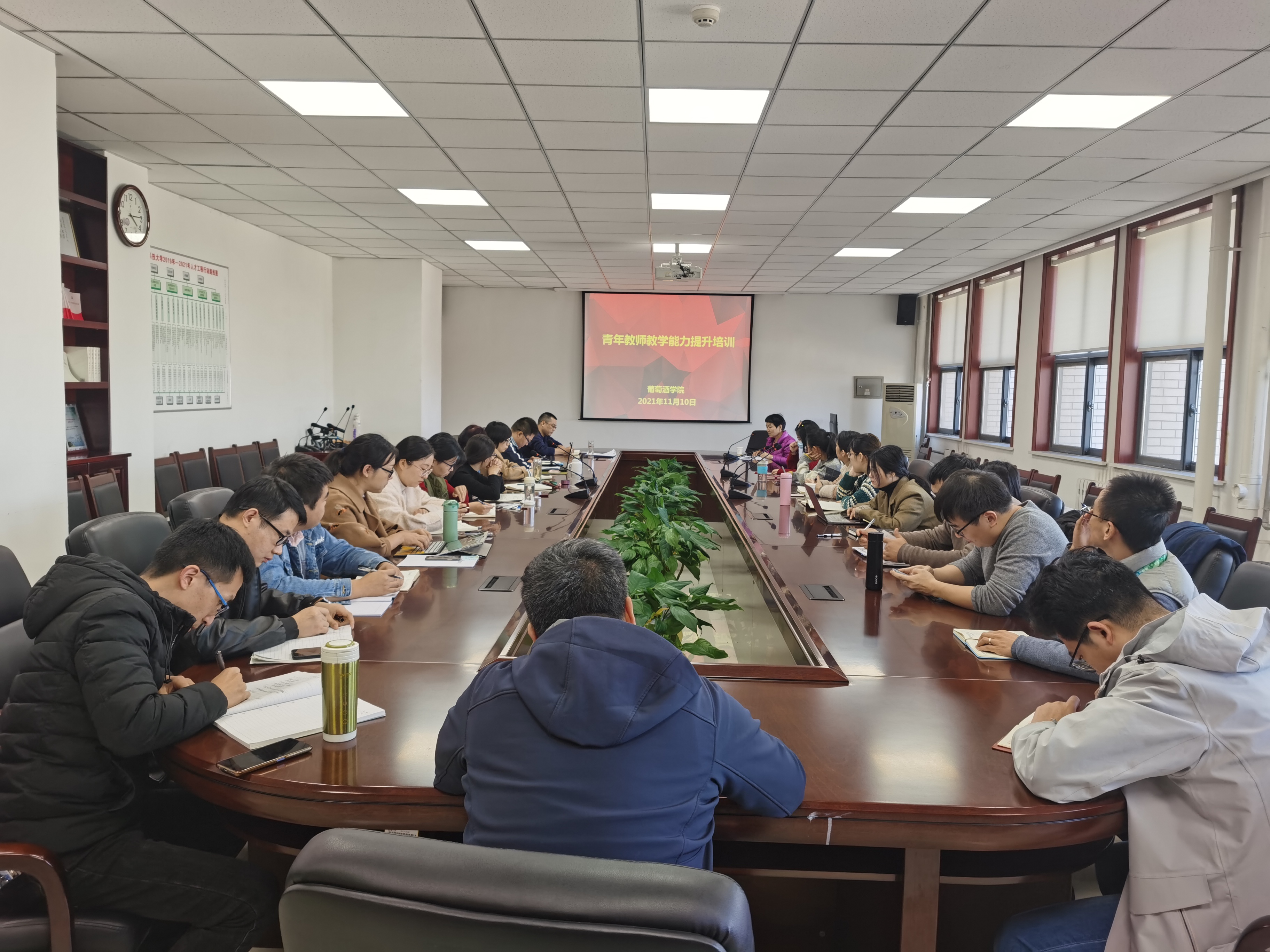 9efac1b04c1949ee9f87dc4ff7b3c703.jpg 9efac1b04c1949ee9f87dc4ff7b3c703.jpg