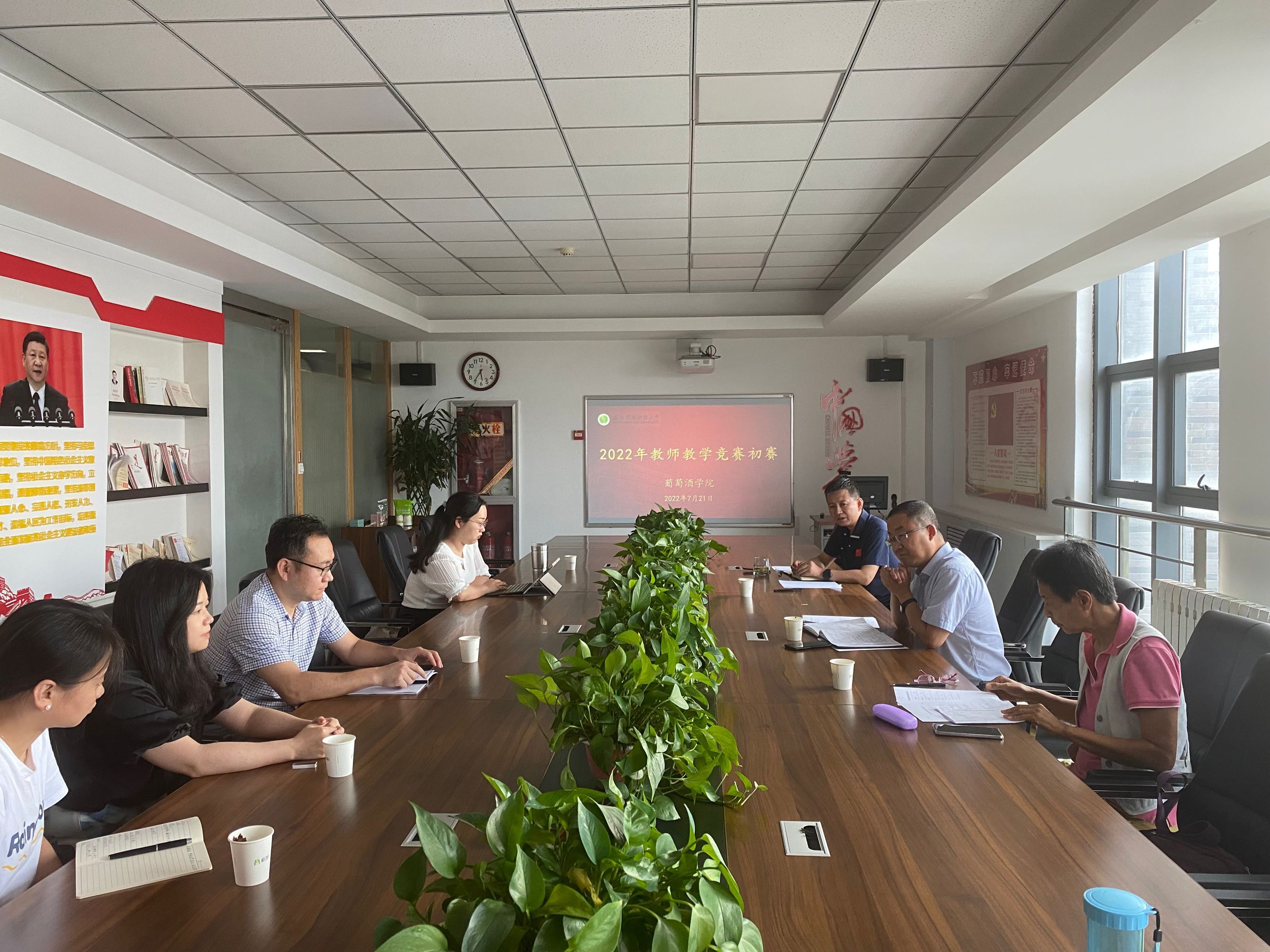 f19d4b99c51143a6b6d7088ee8acc4fc.jpg f19d4b99c51143a6b6d7088ee8acc4fc.jpg