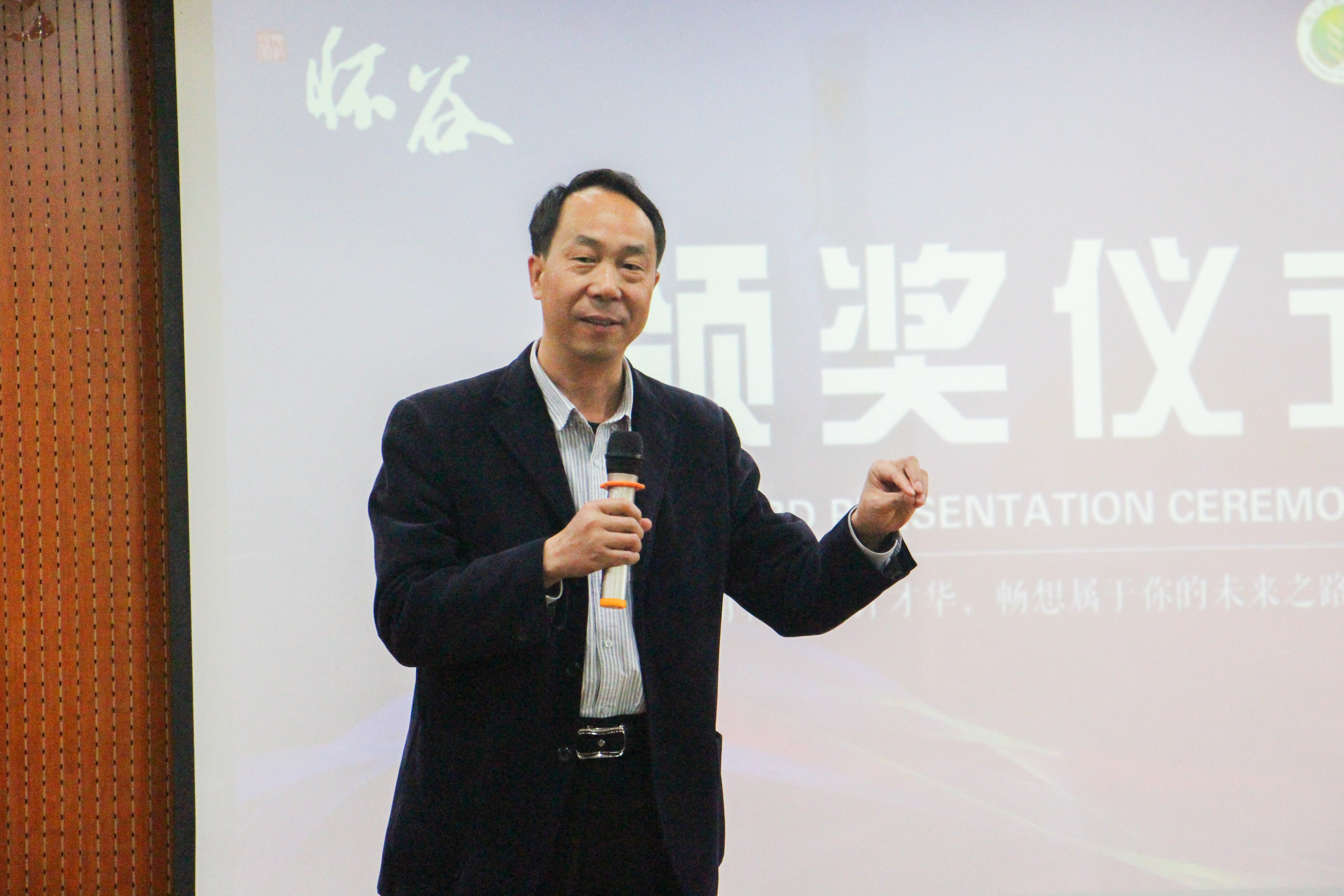 266dd65ee75548a38c681ff01df8fa7e.jpg 266dd65ee75548a38c681ff01df8fa7e.jpg