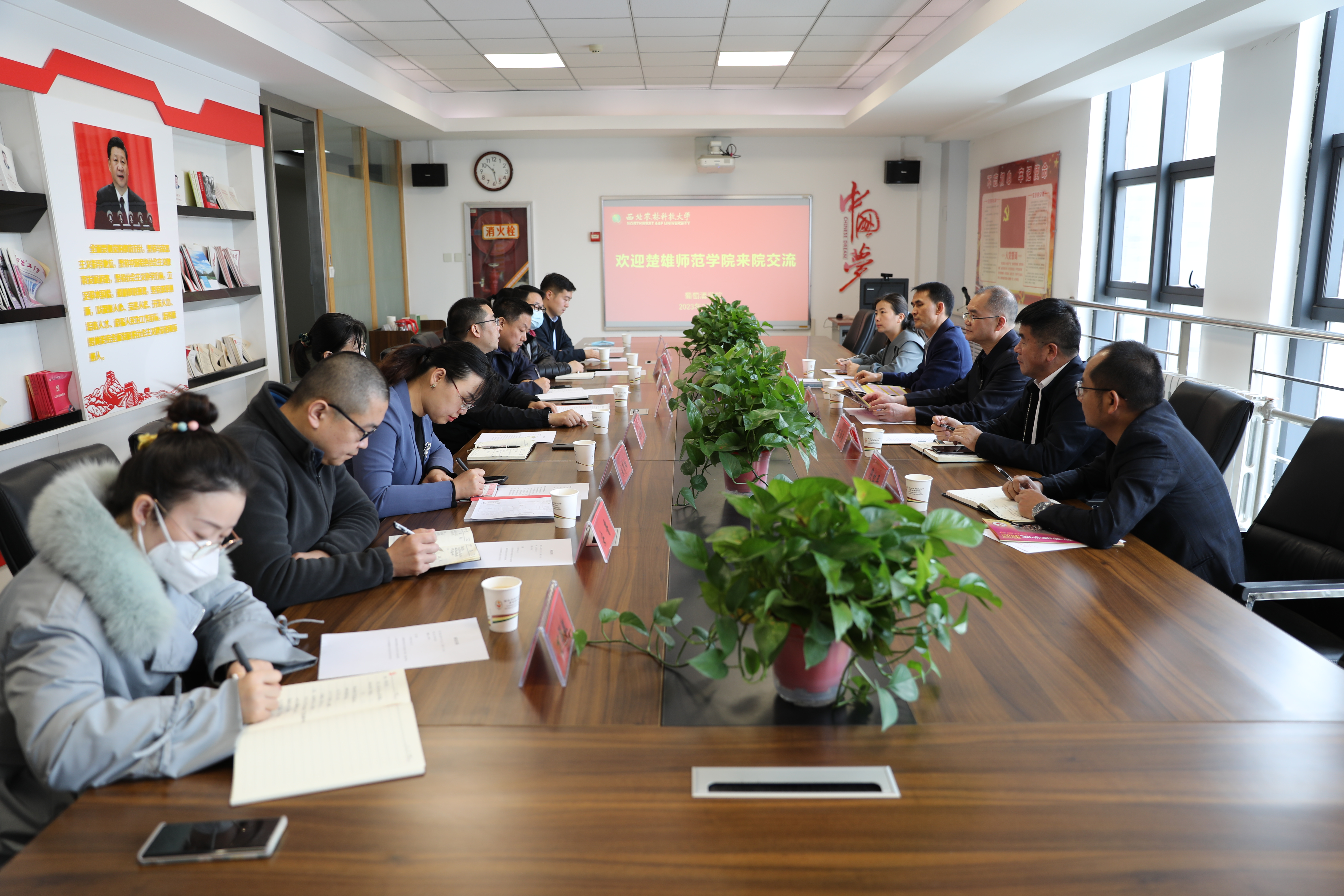 fe140071804142239f641c11ff8e24b9.jpg fe140071804142239f641c11ff8e24b9.jpg