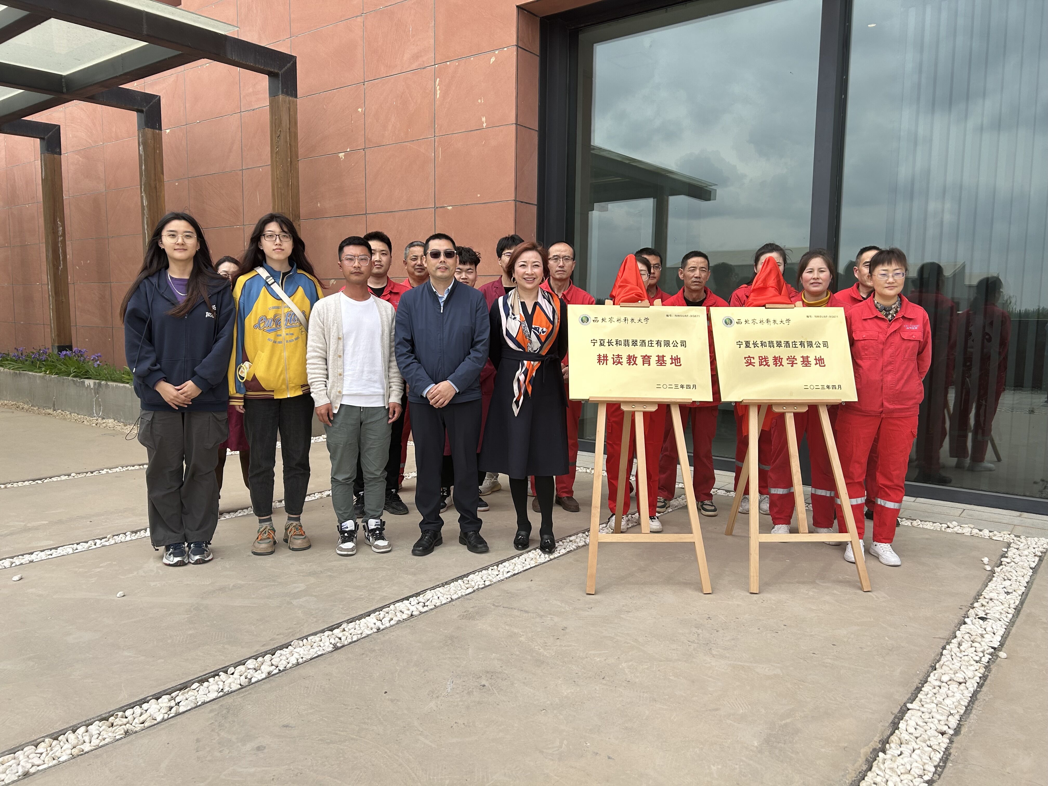 21c3d4c9433c4f88ac5dd79ca0ad81de.jpg 21c3d4c9433c4f88ac5dd79ca0ad81de.jpg